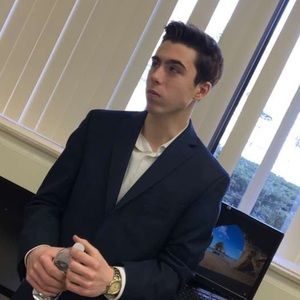 Meet your Posher, Austin